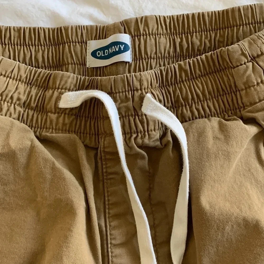 Old Navy Mens Shorts - Picture 4 of 5